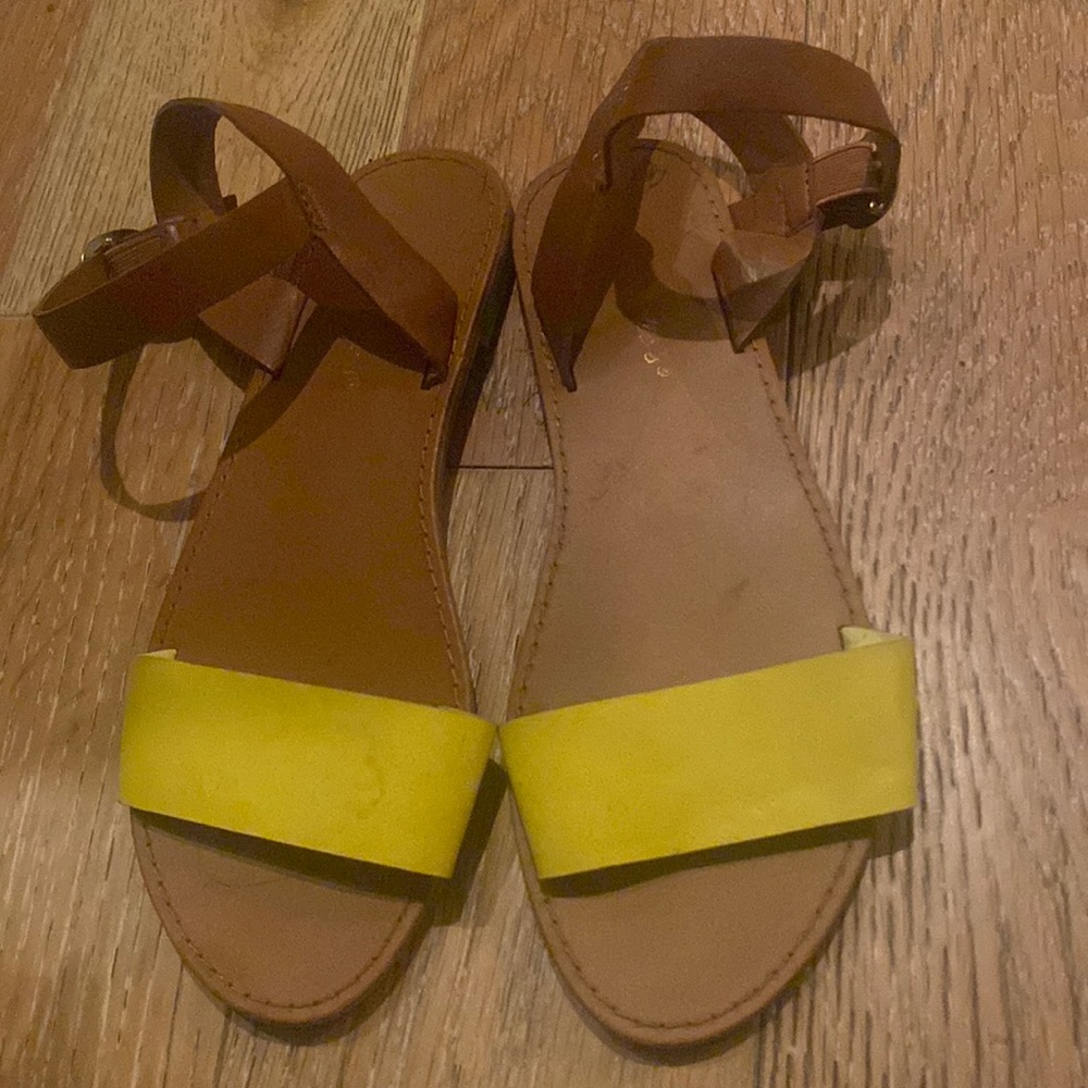 Womens sandals
